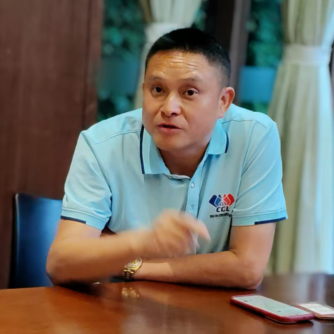 卓幸根-2_副本.jpg 卓幸根-2_副本.jpg